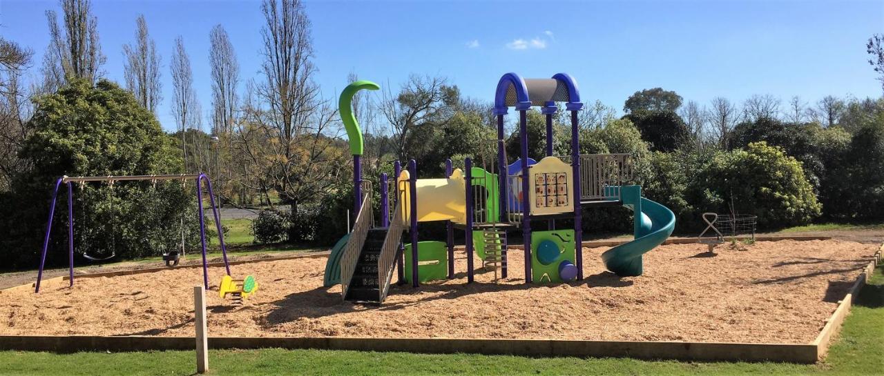 Big4 Wangaratta North Cedars Holiday Park Экстерьер фото